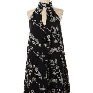 Embroidered Floral Button Hole Dress